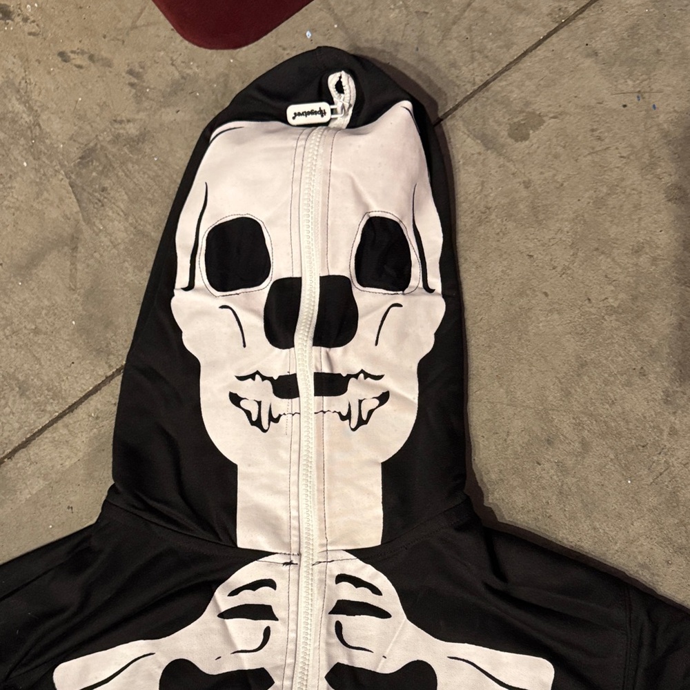 Adults Skeleton Costume - Black and White - Picture 3 of 5